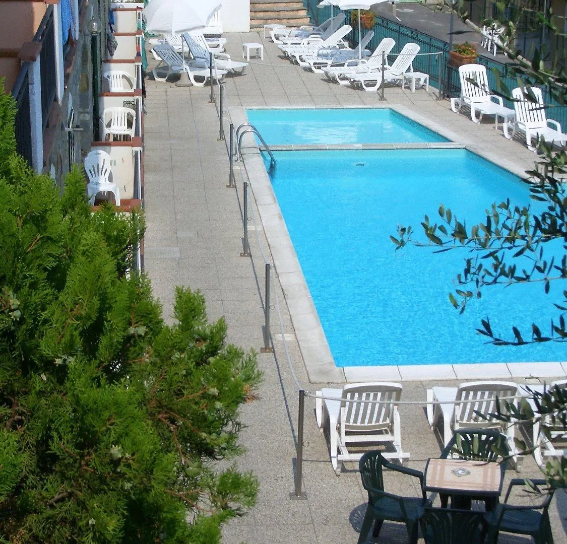 Ulivo Hotel Diano Marina 3*,