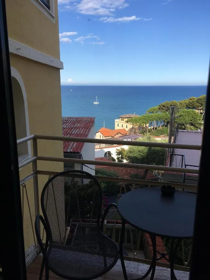 Ulivo 3*, Diano Marina Italie